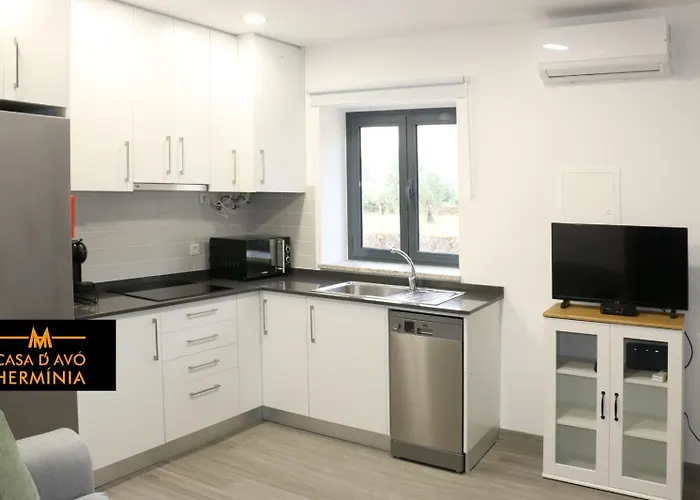 Casa D'avo Herminia * Seia